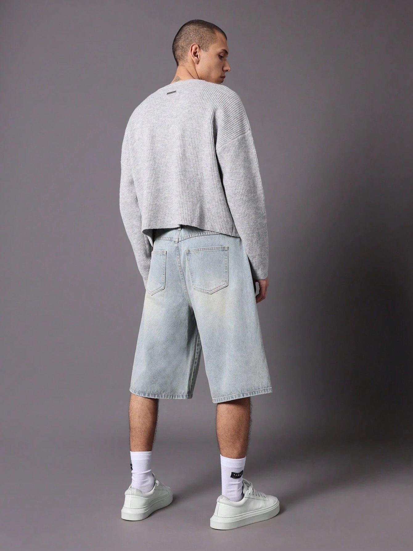 Shorts SUMWON Chicanos Bordado