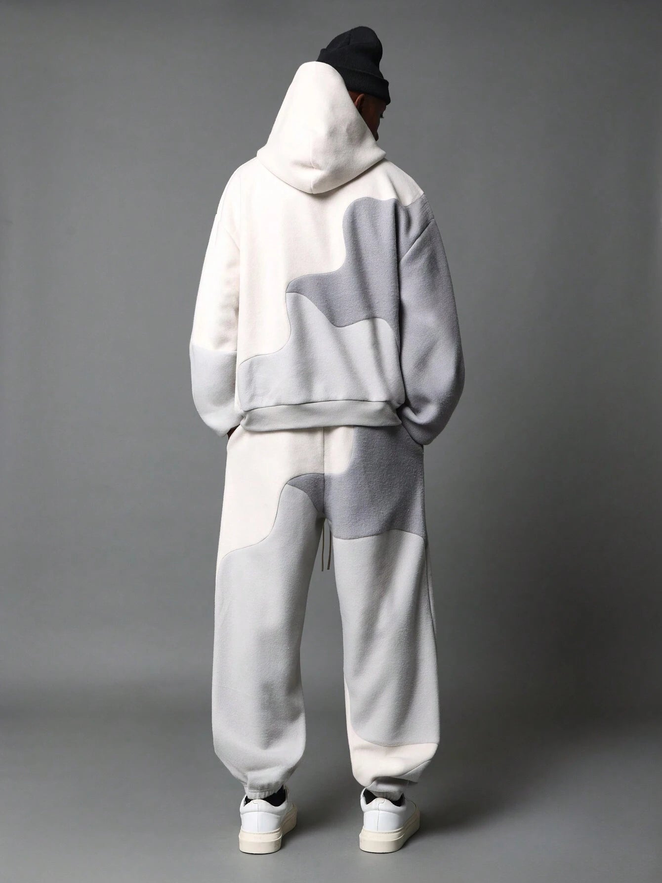Conjunto SUMWON Oversized Jogger Greys