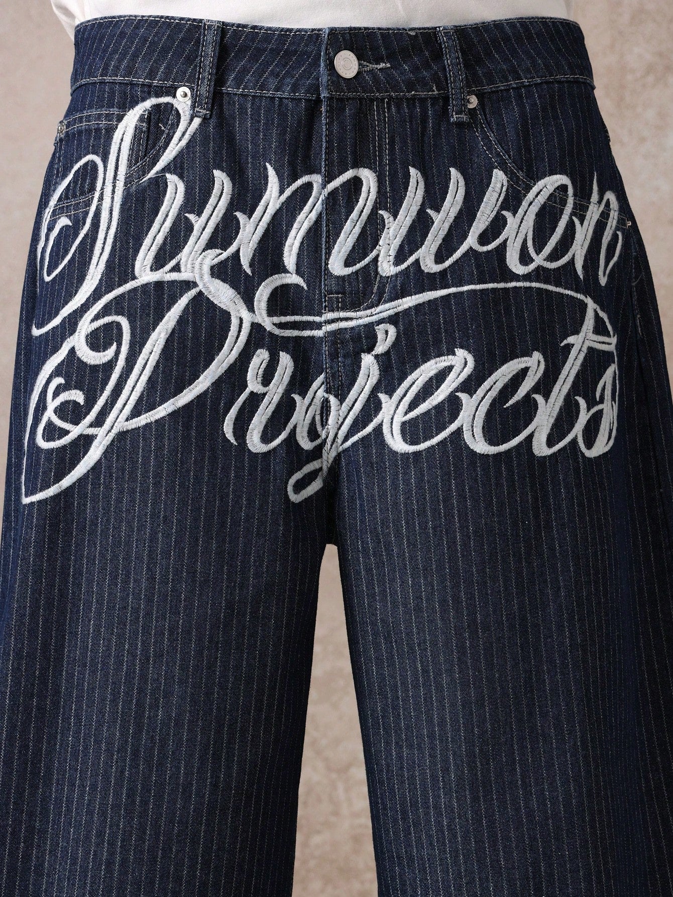 Shorts SUMWON Chicanos Bordado