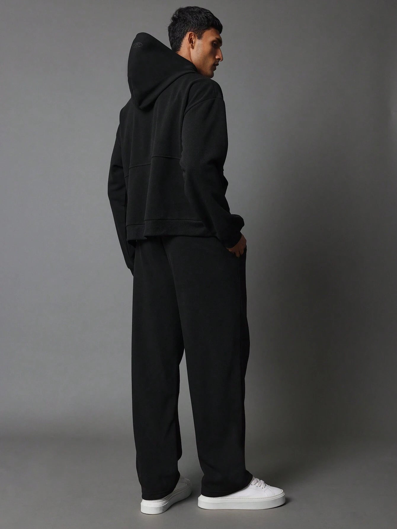 Conjunto SUMWON Oversized Pro Fleece