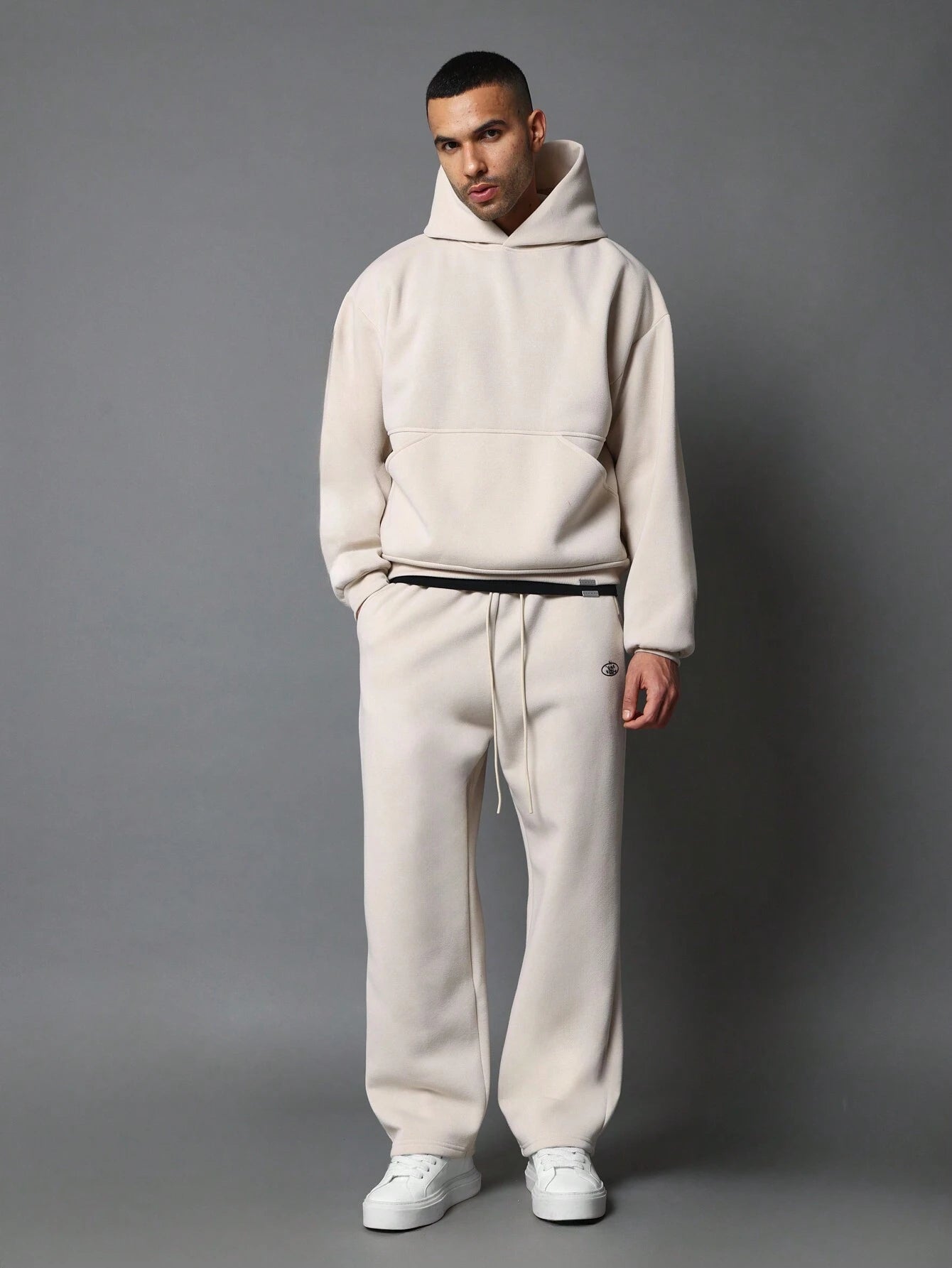 Conjunto SUMWON Oversized Pro Fleece