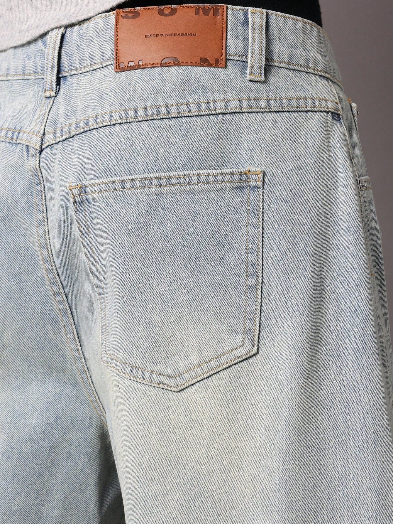 Shorts SUMWON Chicanos Bordado